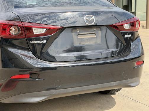 2015 Mazda Mazda3 i Sport