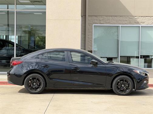 2015 Mazda Mazda3 i Sport
