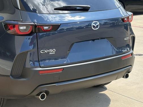 2025 Mazda CX-50 2.5 S Preferred Package