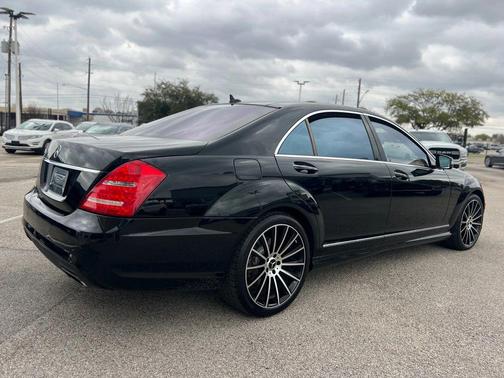 2011 Mercedes-Benz S-Class S 550 Sedan 4D