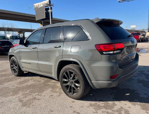 2021 Jeep Grand Cherokee Laredo