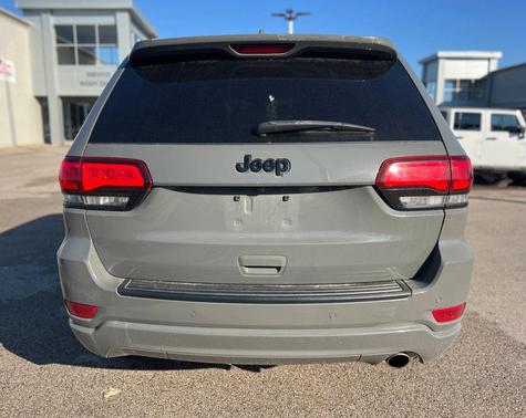 2021 Jeep Grand Cherokee Laredo