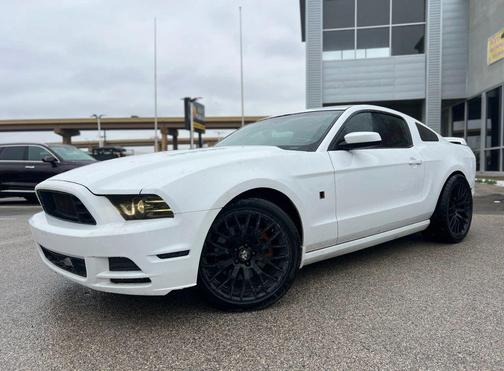 2014 Ford Mustang GT Premium