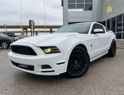 2014 Ford Mustang GT Premium