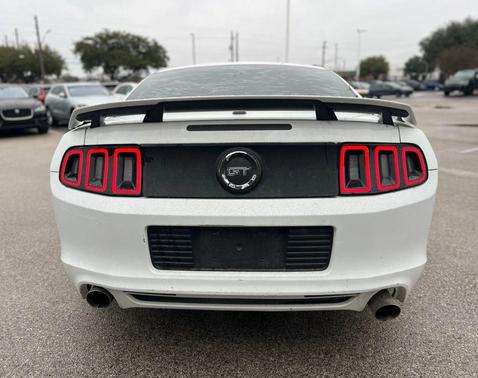 2014 Ford Mustang GT Premium