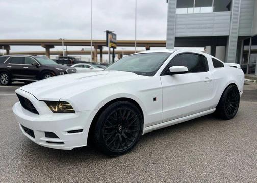 2014 Ford Mustang GT Premium