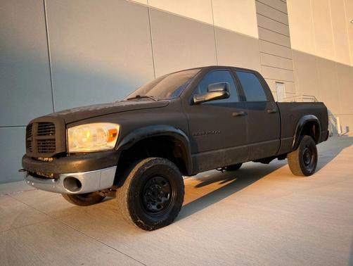 2006 Dodge Ram 2500 SLT/TRX