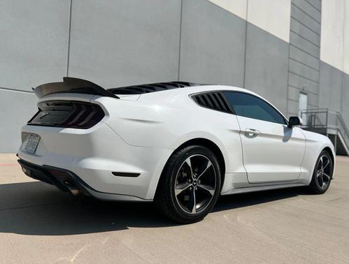 2018 Ford Mustang EcoBoost