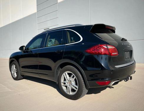 2012 Porsche Cayenne Cayenne