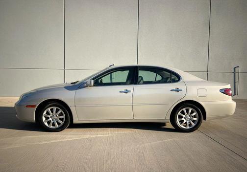 2003 Lexus ES 300 Base
