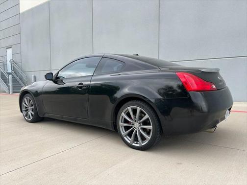 2009 INFINITI G37x Base