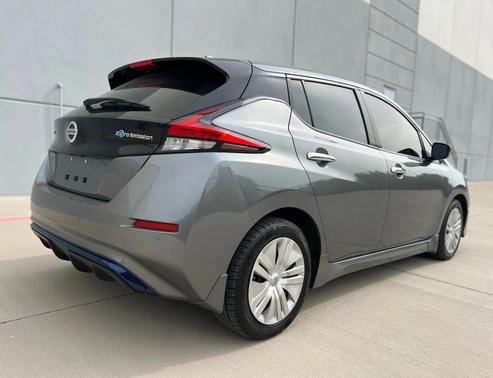 2022 Nissan Leaf S 40 kWh