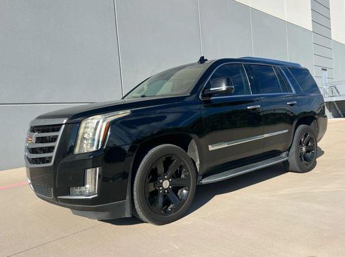 2017 Cadillac Escalade Luxury