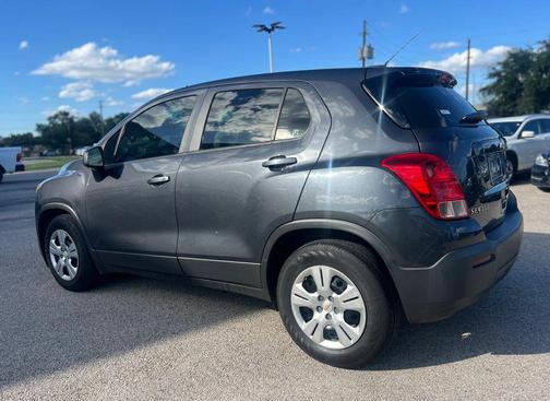 Cyber Gray Metallic 2016 Chevrolet Trax LS