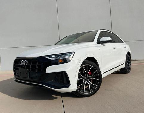 2021 Audi Q8 55 Premium Plus