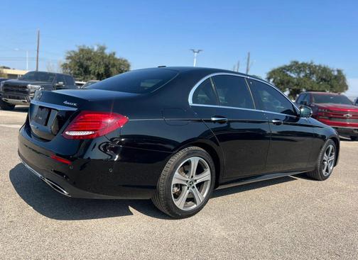 Black 2019 Mercedes-Benz E-Class 4MATIC