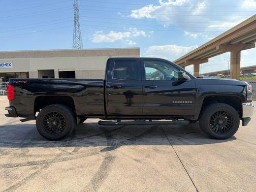 Black 2017 Chevrolet Silverado 1500 1LT