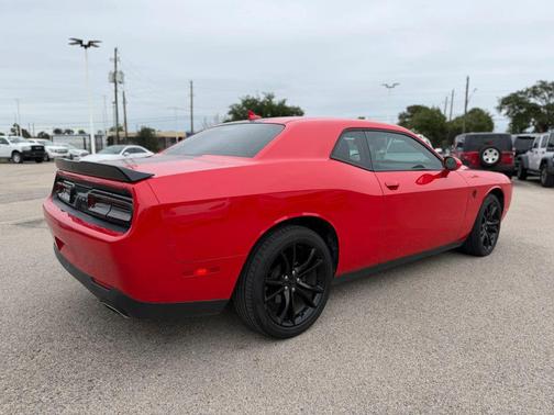 Torred Clearcoat 2016 Dodge Challenger SXT