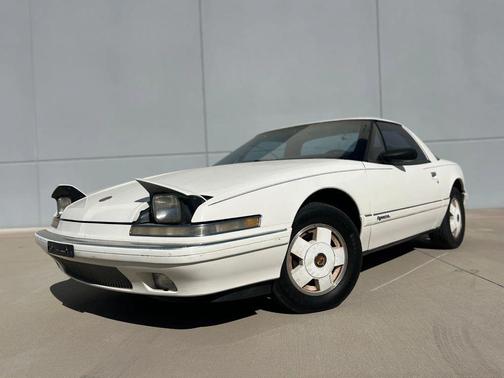 1989 Buick Reatta 2D Coupe