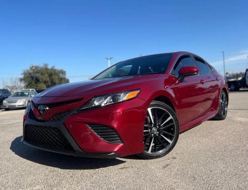 2018 Toyota Camry SE