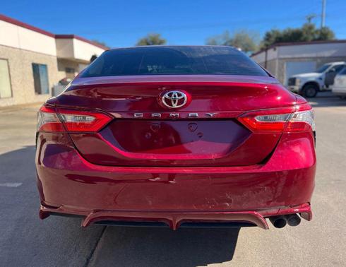 2018 Toyota Camry SE