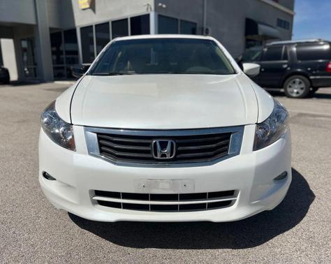 White Diamond Pearl 2010 Honda Accord EX-L