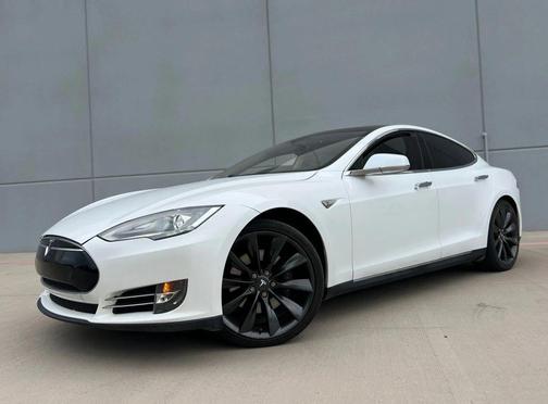 2013 Tesla Model S Performance