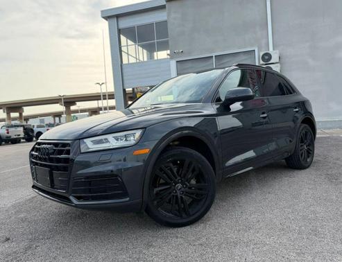 Gray 2018 Audi Q5 2.0T Tech Premium