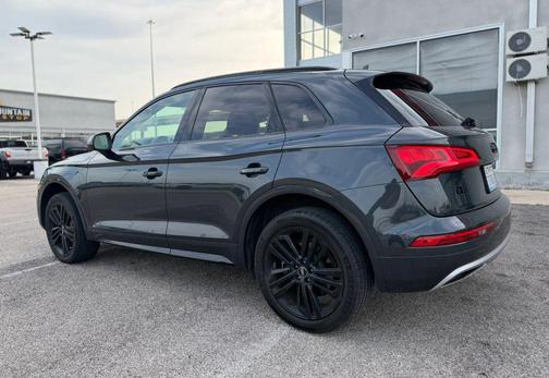 Gray 2018 Audi Q5 2.0T Tech Premium