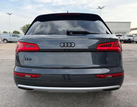 Gray 2018 Audi Q5 2.0T Tech Premium