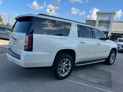White 2015 GMC Yukon SLT
