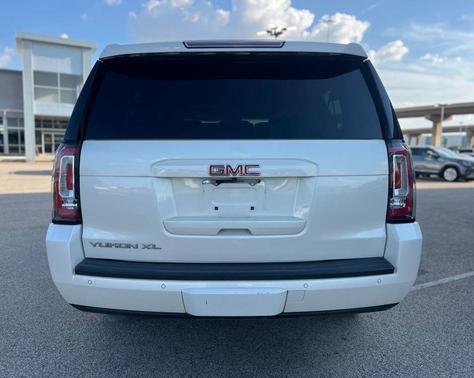 White 2015 GMC Yukon SLT