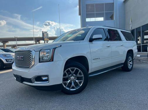 White 2015 GMC Yukon SLT
