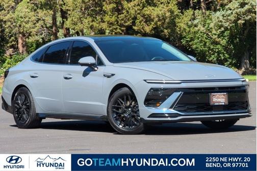 2025 Hyundai SONATA Hybrid Limited
