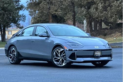 2025 Hyundai IONIQ 6 SEL