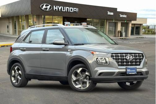 2023 Hyundai VENUE SEL