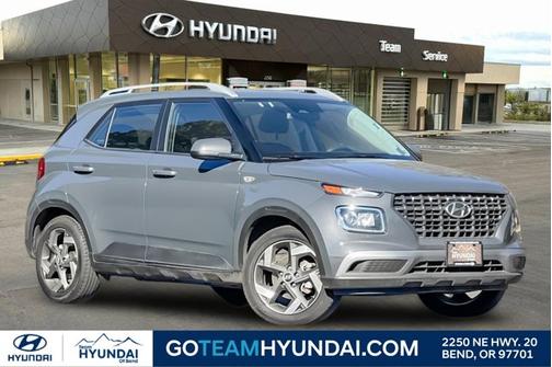 2025 Hyundai VENUE SEL