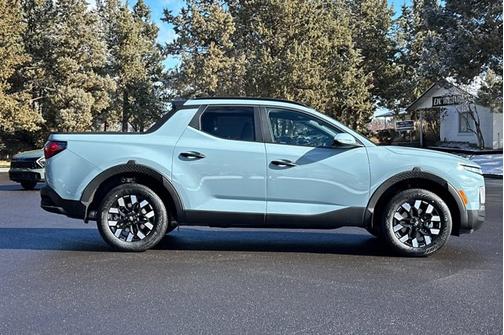 2025 Hyundai SANTA CRUZ SEL Activity