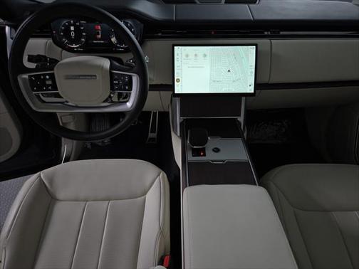 2025 Land Rover Range Rover P530 SE