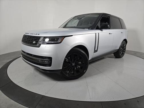2025 Land Rover Range Rover P530 SE
