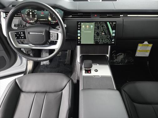2025 Land Rover Range Rover P530 SE