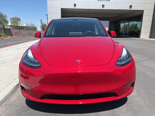 2022 Tesla Model Y Long Range Dual Motor All-Wheel Drive