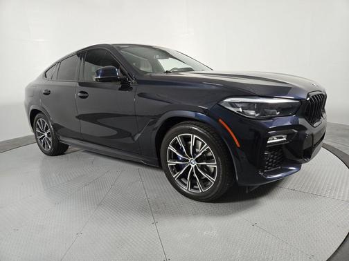 Carbon Black Metallic 2021 BMW X6 xDrive40i