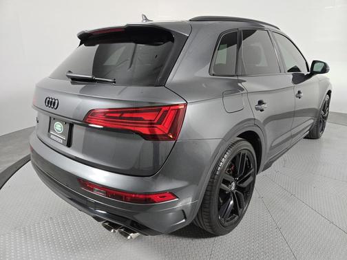 2024 Audi SQ5 3.0T Premium Plus
