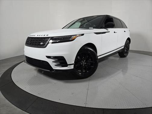 2026 Land Rover Range Rover Velar P250 SE R-Dynamic