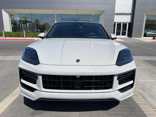 Chalk 2026 Porsche Cayenne Turbo