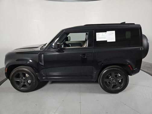 2023 Land Rover Defender 90 X-Dynamic SE