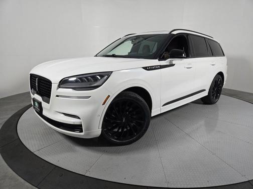 PRISTINE WHITE MET 3C 2023 Lincoln Aviator Reserve