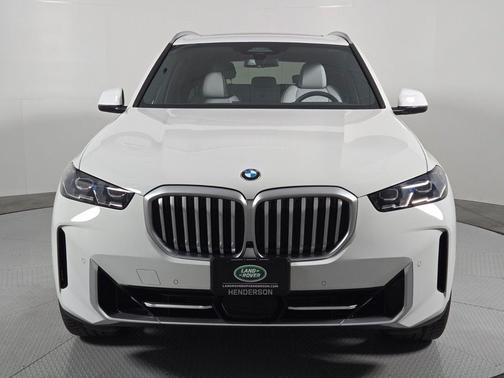 Alpine White 2025 BMW X5 xDrive40i