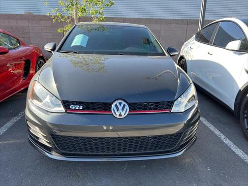 2017 Volkswagen Golf GTI 2.0T S 4-Door